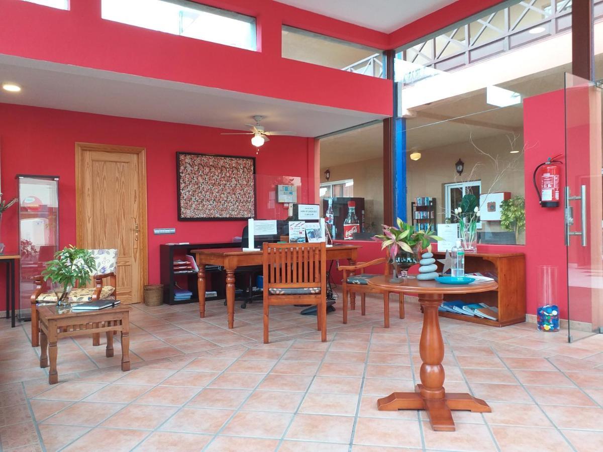 Aparthotel El Cerrito Playa Cancajos.- BreNa Baja  Extérieur photo